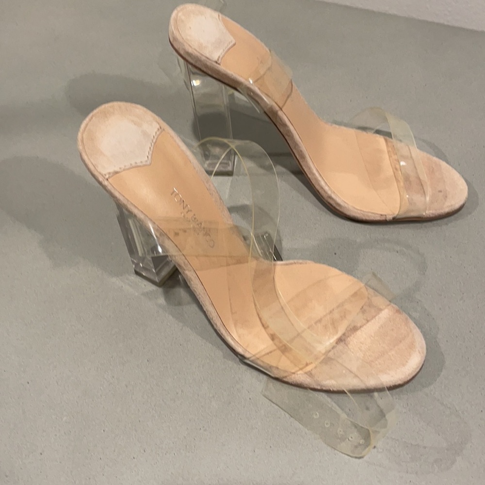 Kiki Tony Bianco heels